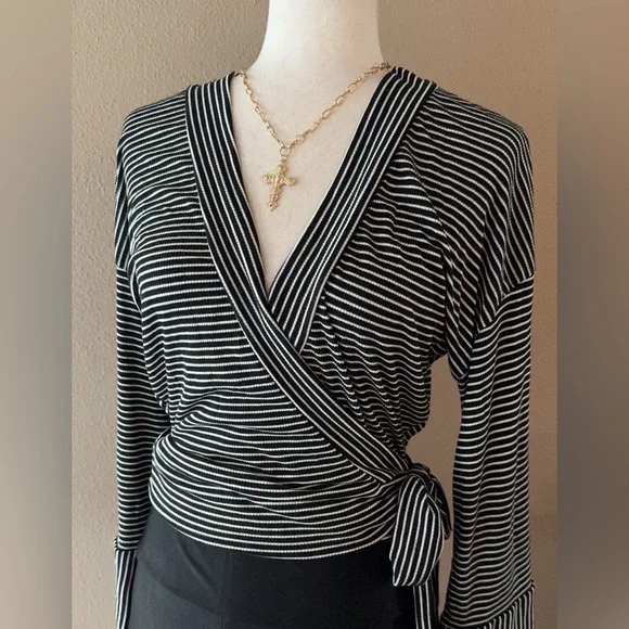 Striped wrap around long sleeve top - Picture 2 of 5